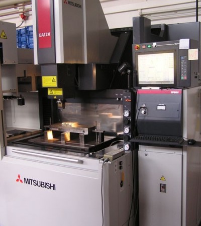 Senkerodieren mit Mitsubishi